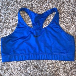 Sports bra